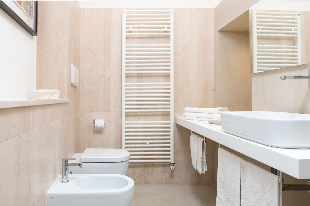 Suite Palace Castromediano Lecce Exterior photo
